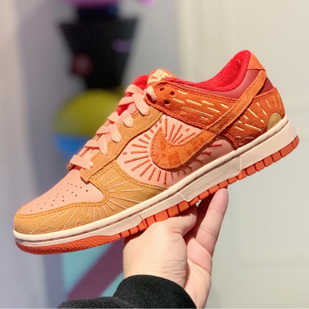 SB Dunk Low leather trainers